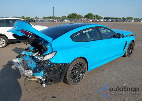 2023 BMW M8 Gran Coupe Competition z USA, uszkodzony, nr VIN WBSGV0C08PCK98424